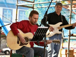 180984 204622789551023 4954236 n