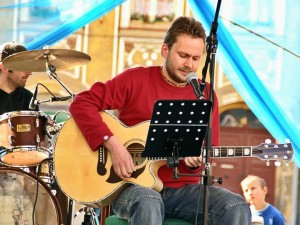 183716 204622659551036 6888163 n