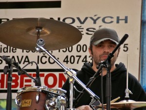 189689 204622966217672 3930588 n