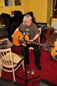 180931 204629046217064 2385475 n