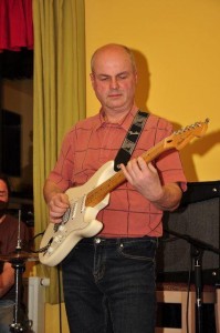 183848 204628966217072 698493 n