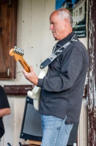 417343 482836505062982 2104579445 n