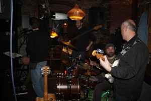 525270 574308922582406 1799367172 n