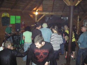 1518116 928144457207212 1593628523721917840 n