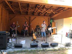 19390581 2378614902278746 6293886593228801237 o