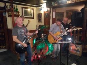 46469273 1188578507975485 8038300271085879296 n